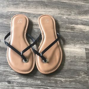 NY&C Flip Flops